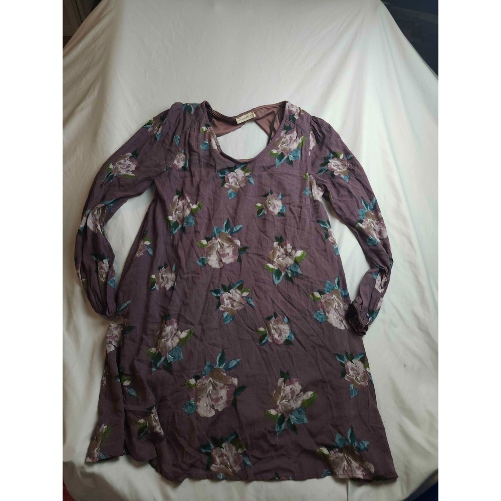 CRESCENT Hannah Floral Shift Dress Womens Medium Purple Woven Open Back Casual